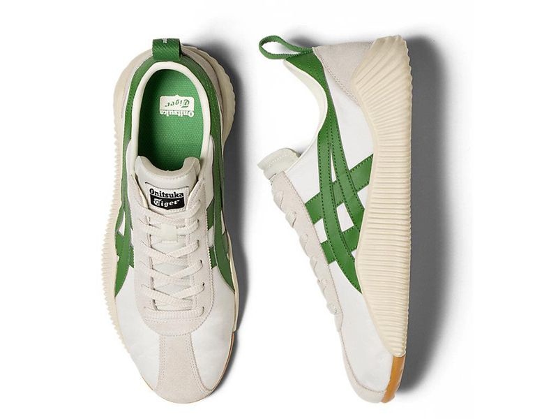 Men's Onitsuka Tiger Acromount Sneakers White | 9704-GAJBD