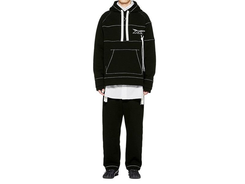 Men's Onitsuka Tiger Classic Hoodie Black | 3604-DYUTM