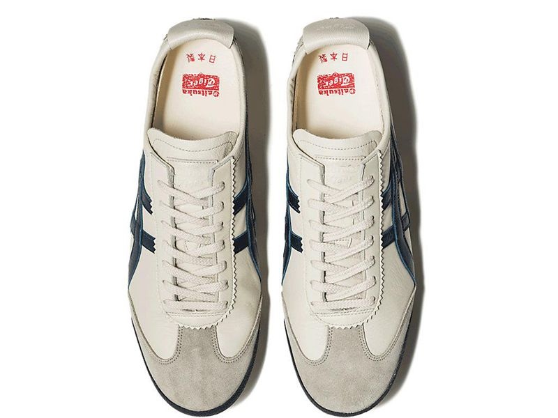 Men's Onitsuka Tiger Mexico 66 Deluxe Sneakers White | 5628-UHQGM