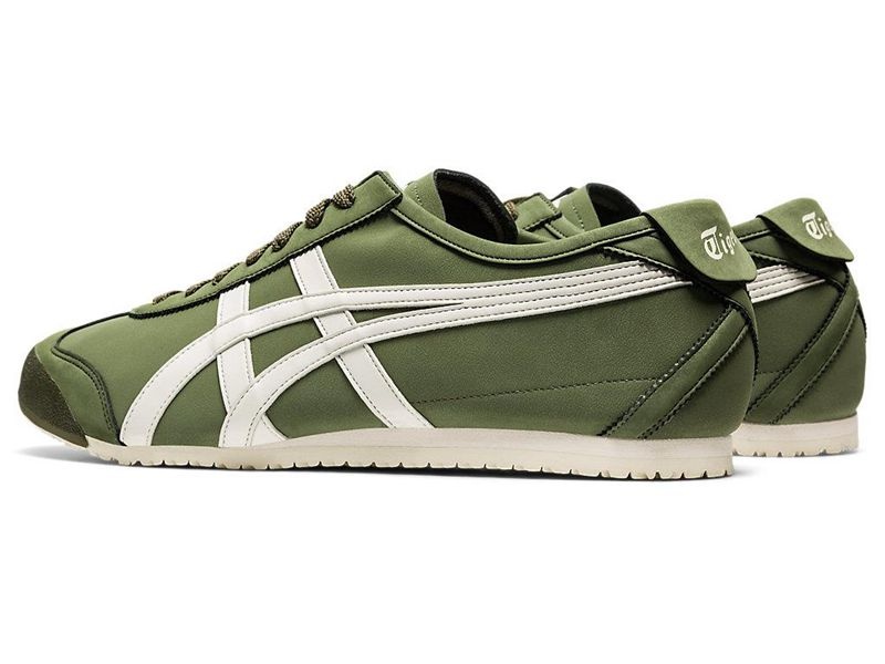 Men's Onitsuka Tiger Mexico 66 Sneakers Green | 7213-JWIGO