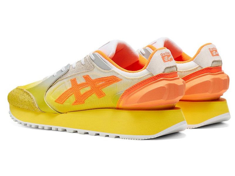 Men's Onitsuka Tiger Moage Co Sneakers Yellow | 1563-HMJXK