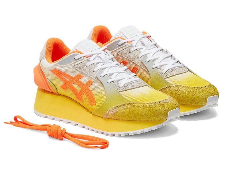 Men's Onitsuka Tiger Moage Co Sneakers Yellow | 1563-HMJXK