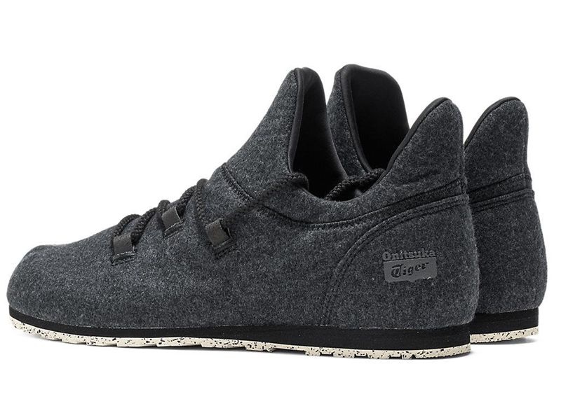 Men's Onitsuka Tiger Monte Pokhara™ Slip On Black | 1475-WCJLD