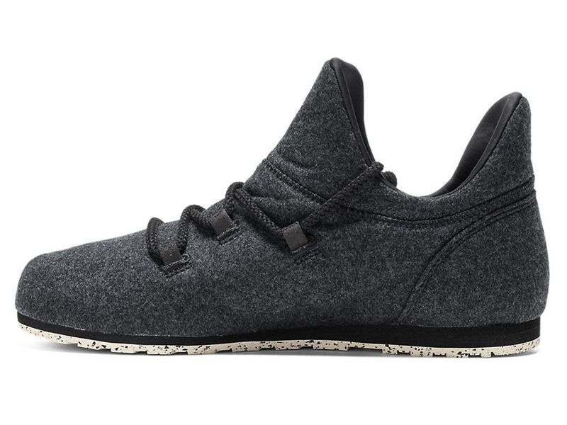 Men's Onitsuka Tiger Monte Pokhara™ Slip On Black | 1475-WCJLD